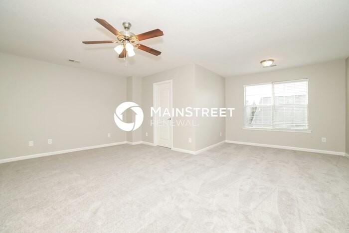 3129 Tylerton Dr Sw - Photo 7 of 17