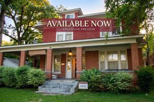 featured image of 1042 N Highland Ave