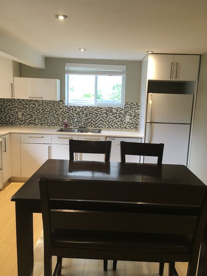 2440 22a St Nw - Photo 2 of 13