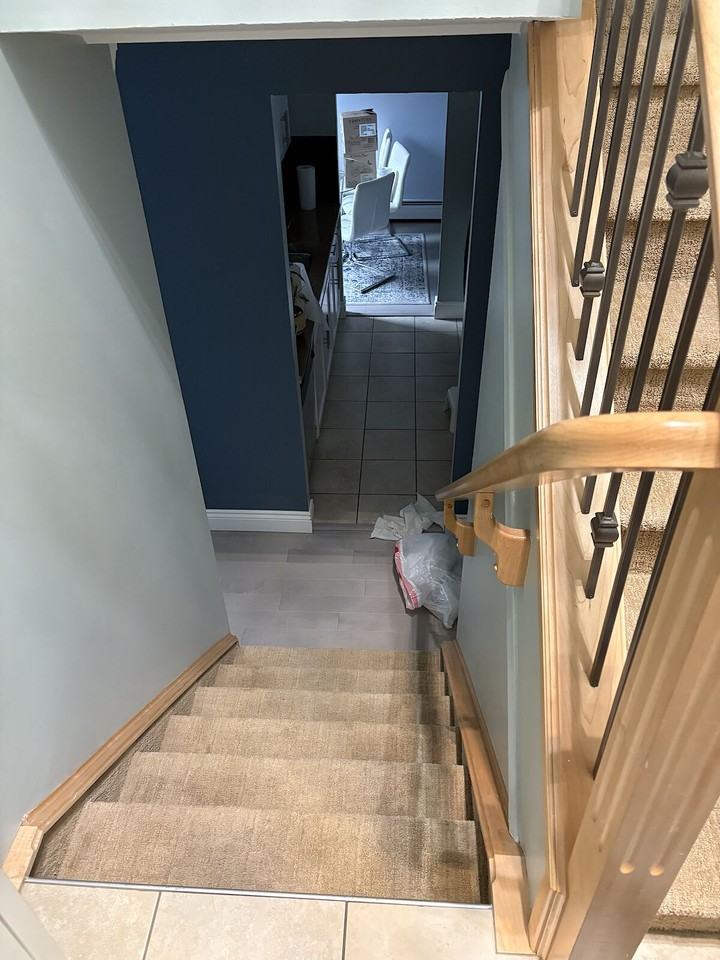 1123 - 1123 13 Ave Sw - Photo 3 of 11
