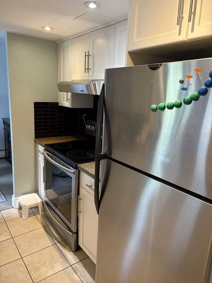 1123 - 1123 13 Ave Sw - Photo 5 of 11