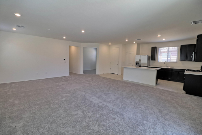 857 W Calle Tikal - Photo 3 of 33