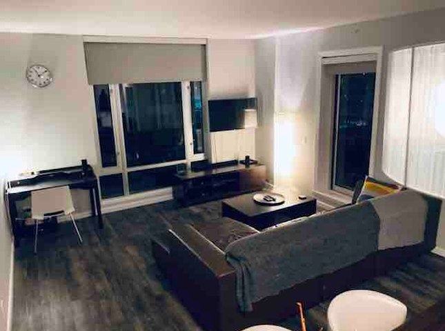17 1 St E Fl - - Photo 4 of 25
