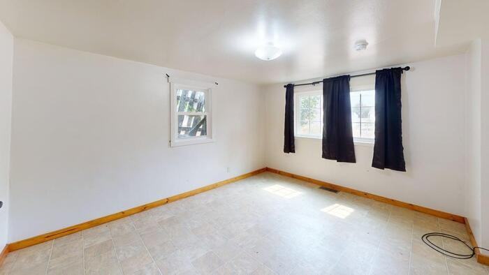 501 N 11th St - Photo 5 of 8