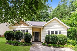 677 Continental Dr - Photo 1 of 1