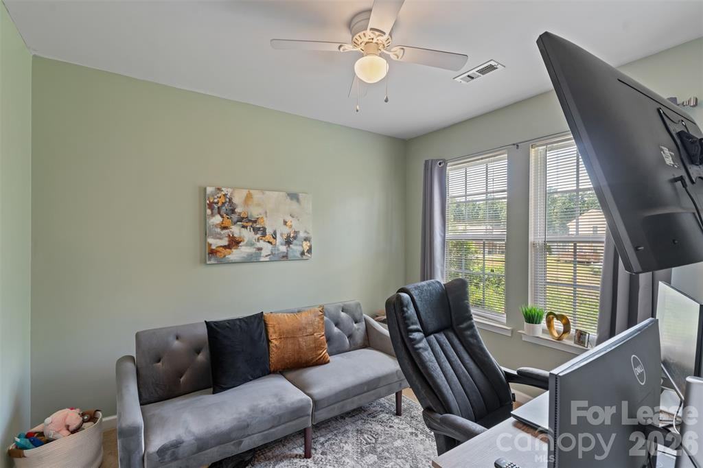 126 Ridge Bluff Rd #1 - Photo 6 of 10