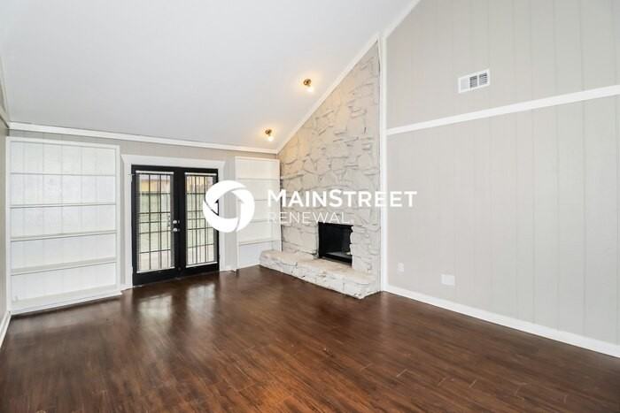 6705 Silhouette Ave - Photo 4 of 17