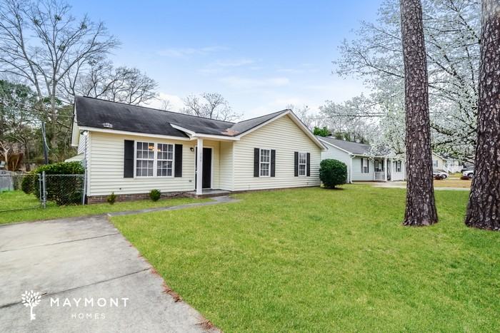 709 Rockhaven Dr - Photo 4 of 12