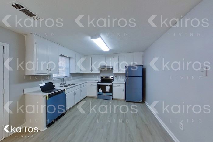 223 Peltry Dr - Photo 5 of 17