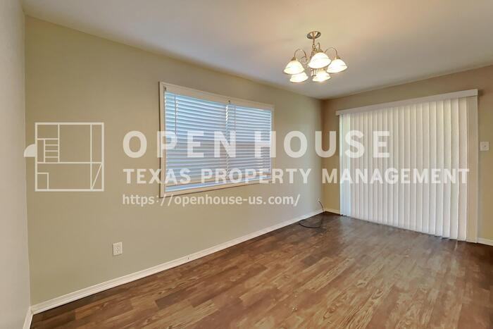 845 Whitehall Dr - Photo 7 of 20