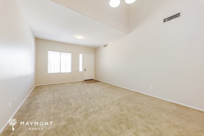 7413 W Gary Way - Photo 7 of 13
