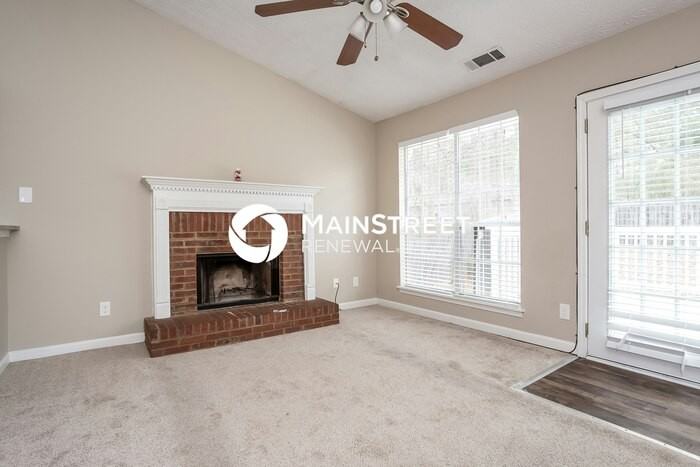 8308 Beechwood Trce - Photo 2 of 15