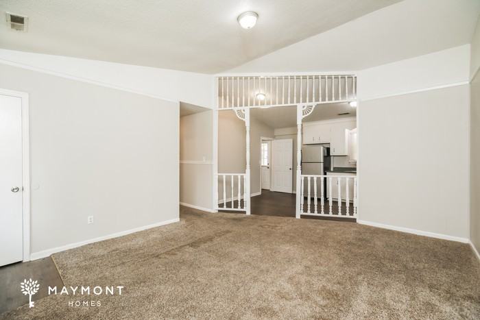 301 Bluebell Ave - Photo 6 of 11