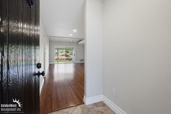 1866 Fairway Circle Dr #1866 - Photo 4 of 18