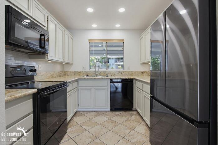 1866 Fairway Circle Dr #1866 - Photo 7 of 18
