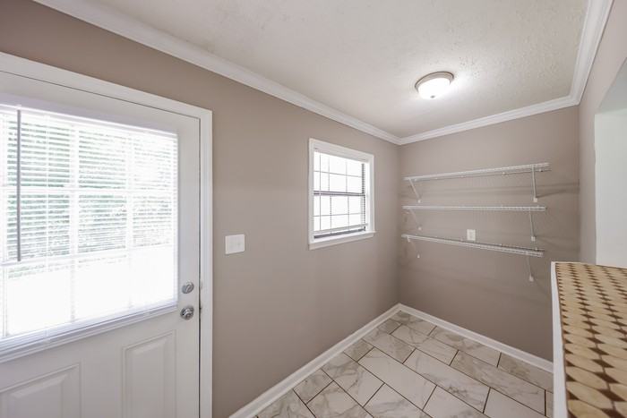 6224 Nature Ct - Photo 4 of 10