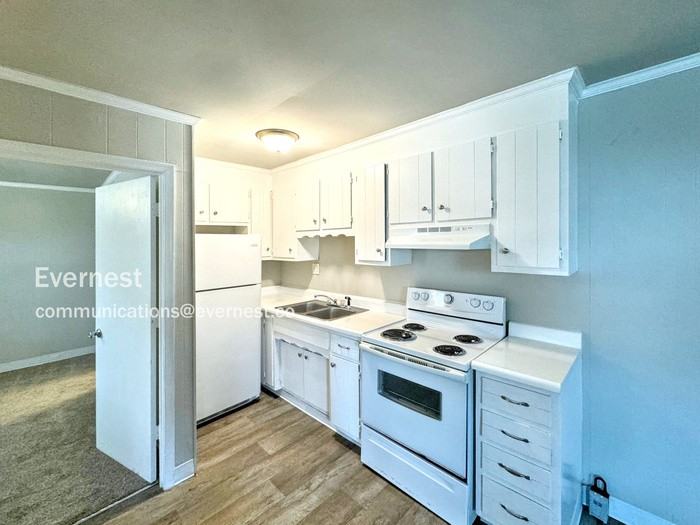 2580 Alcott Rd #A - Photo 5 of 13