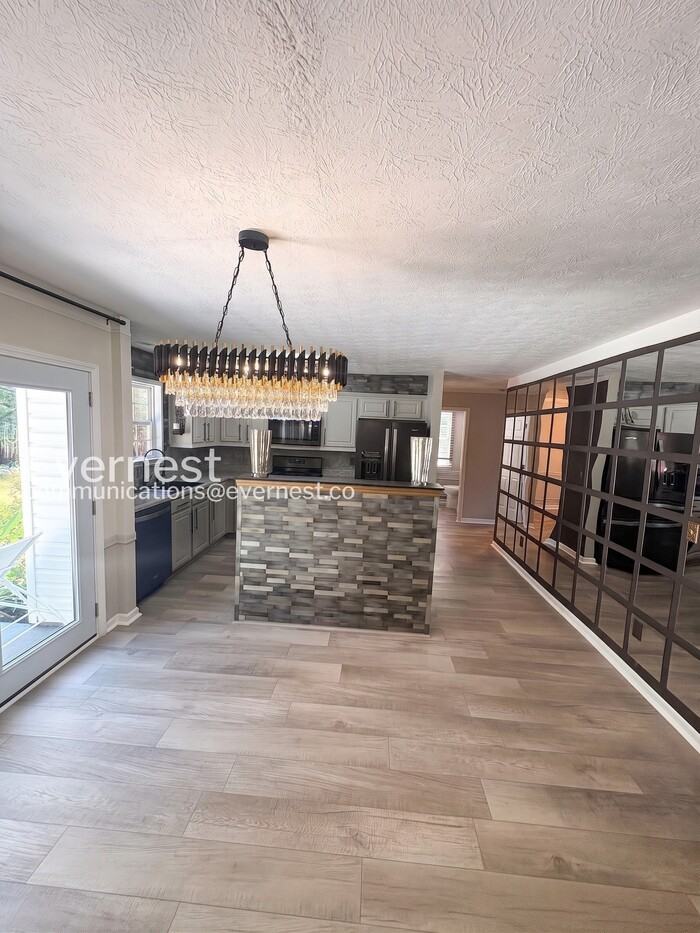 849 Creek Cove Way - Photo 6 of 31
