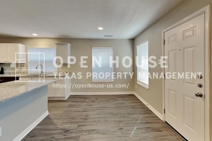 2839 Park Place Dr - Photo 7 of 23