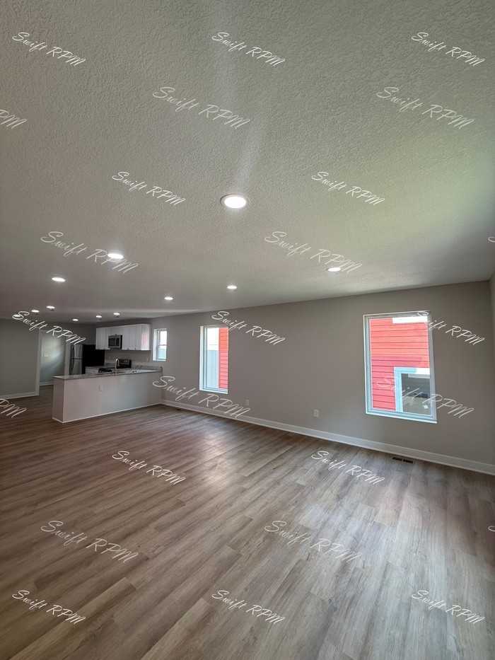 1038 Oakland Ave #1 - Photo 2 of 19