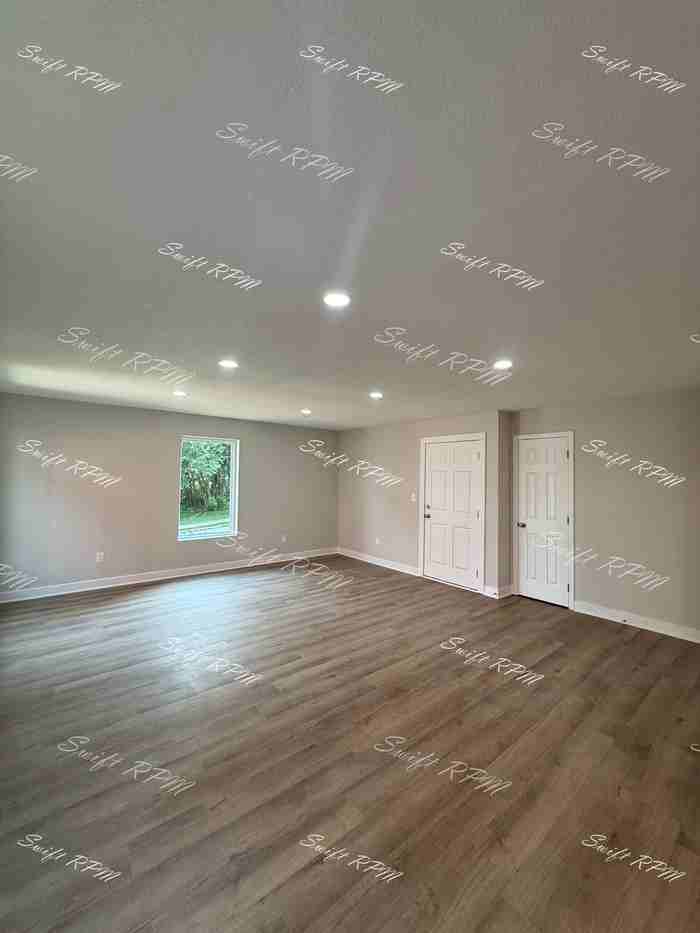 1038 Oakland Ave #1 - Photo 3 of 19