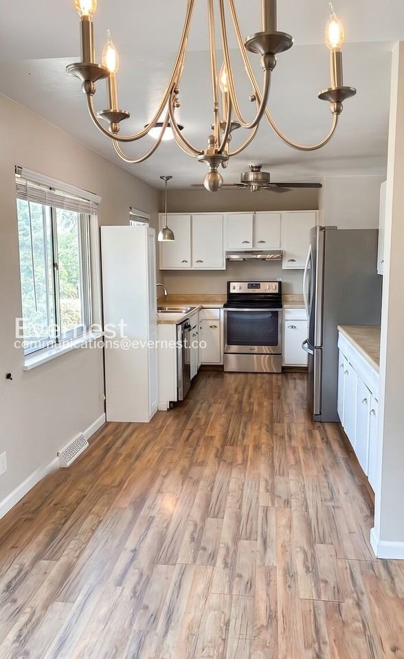 1629 26th Avenue Ct - Photo 4 of 26