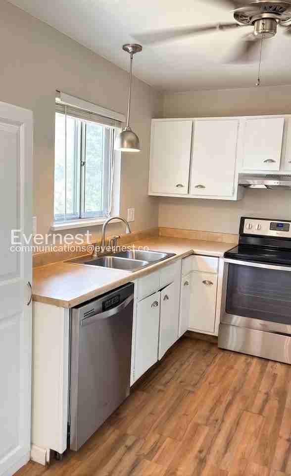1629 26th Avenue Ct - Photo 6 of 26