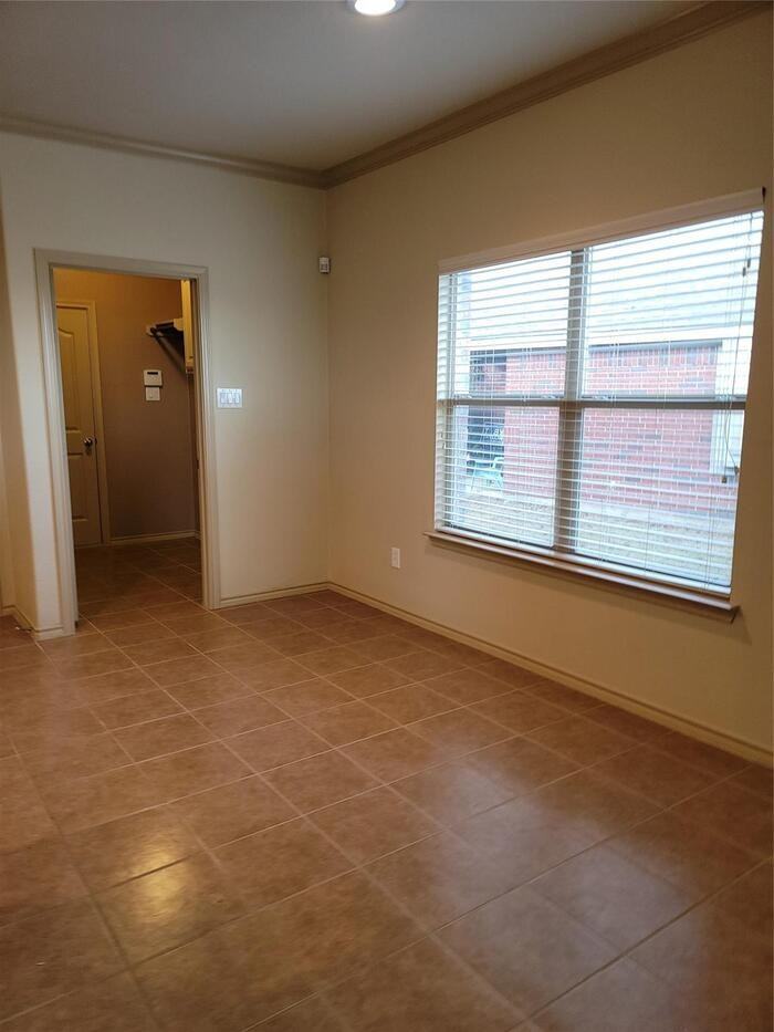 817 Jodie Dr - Photo 7 of 16