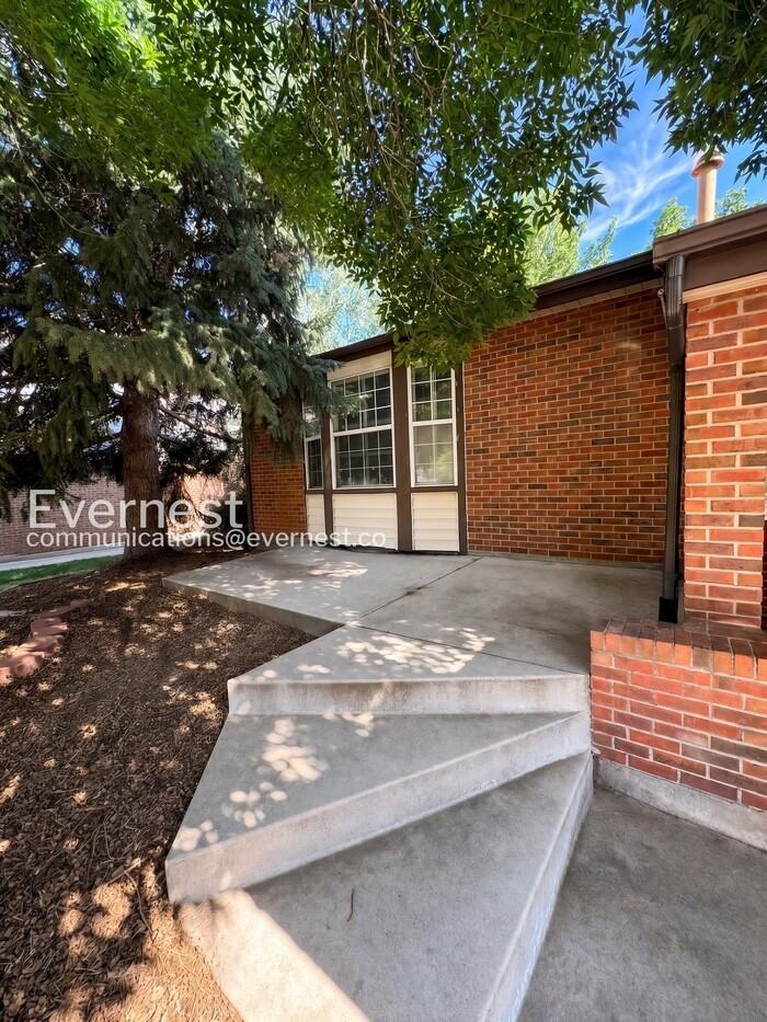 9695 W 81st Ave - Photo 2 of 28