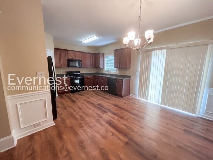 1722 Coleville Oak Ln - Photo 5 of 22