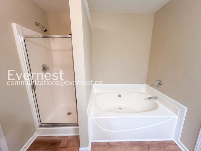 1722 Coleville Oak Ln - Photo 7 of 22