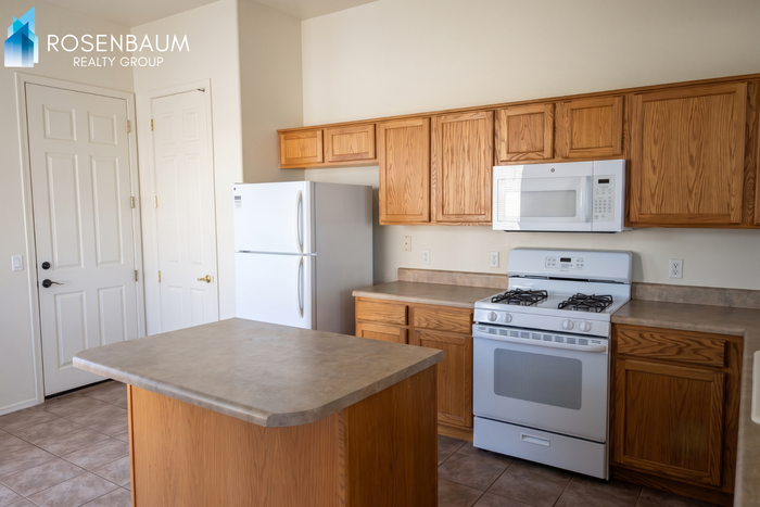5935 N Talbot Dr - Photo 2 of 6