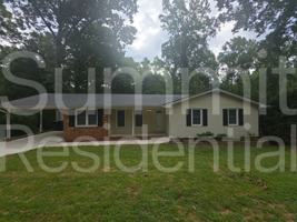 featured image of 1908 Medfield Rd