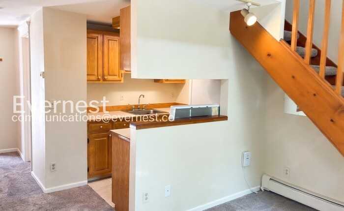 2205 Arapahoe Ave - Photo 5 of 18