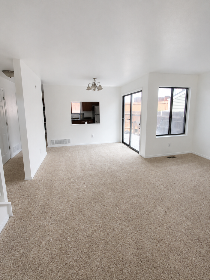 16109 E Rice Pl #B - Photo 2 of 7