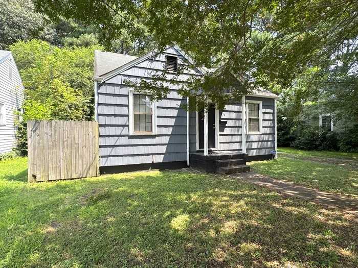 6232 Alexander St - Photo 5 of 9