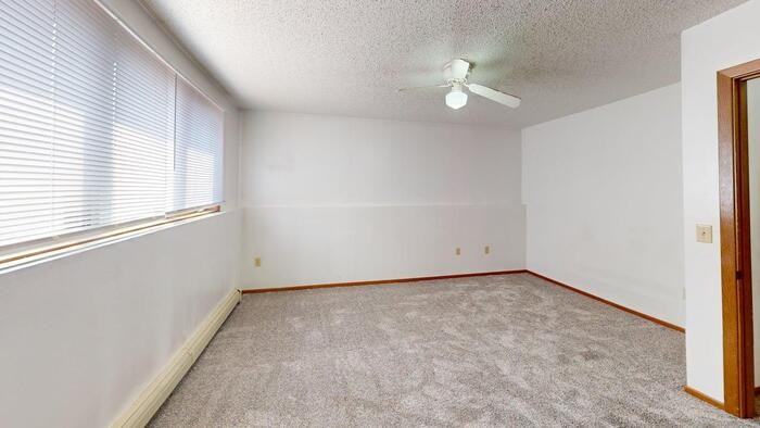 313 S 11th St #A - Photo 6 of 10