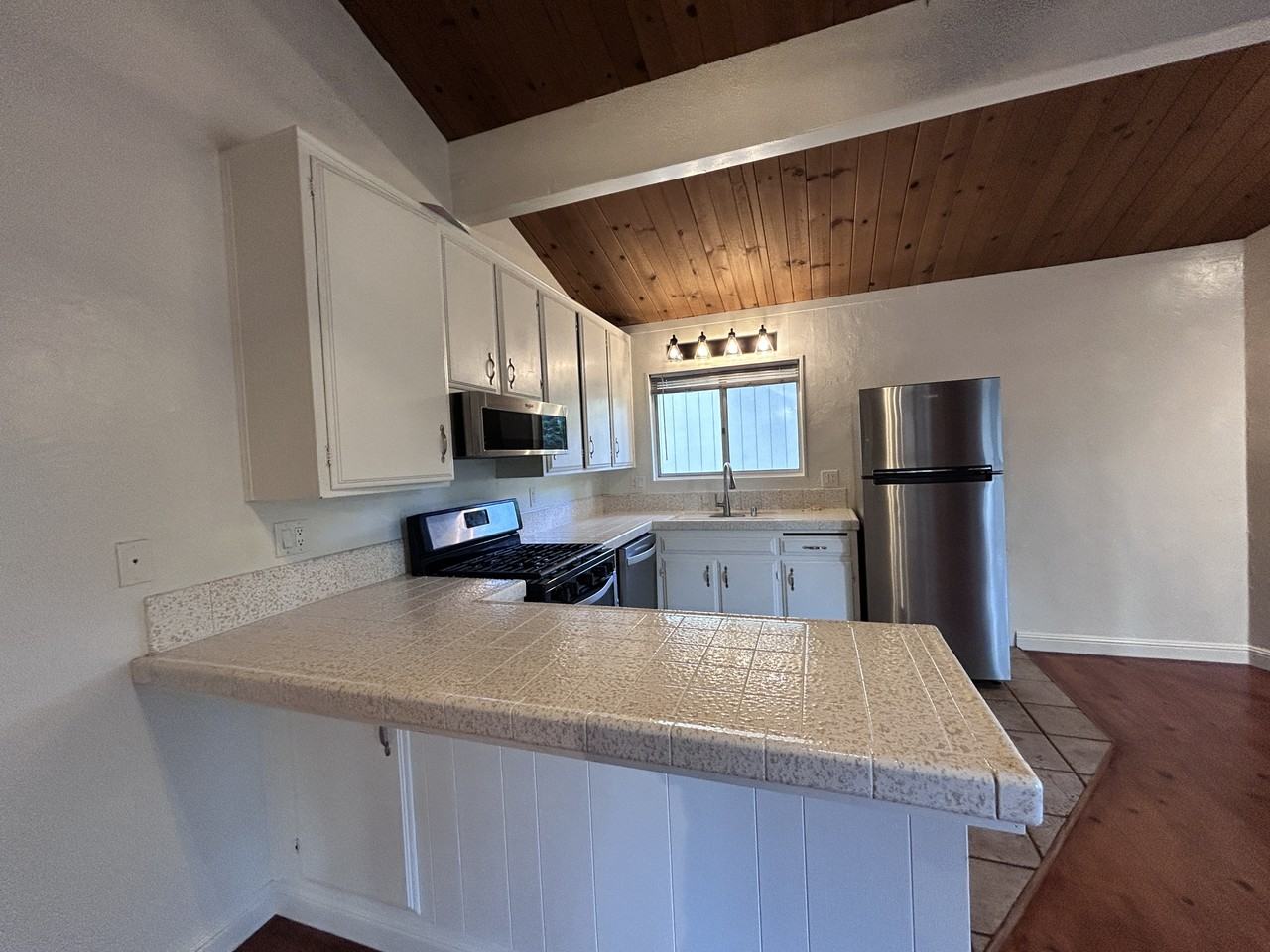 28226 Larchmont Ln #NA - Photo 3 of 10