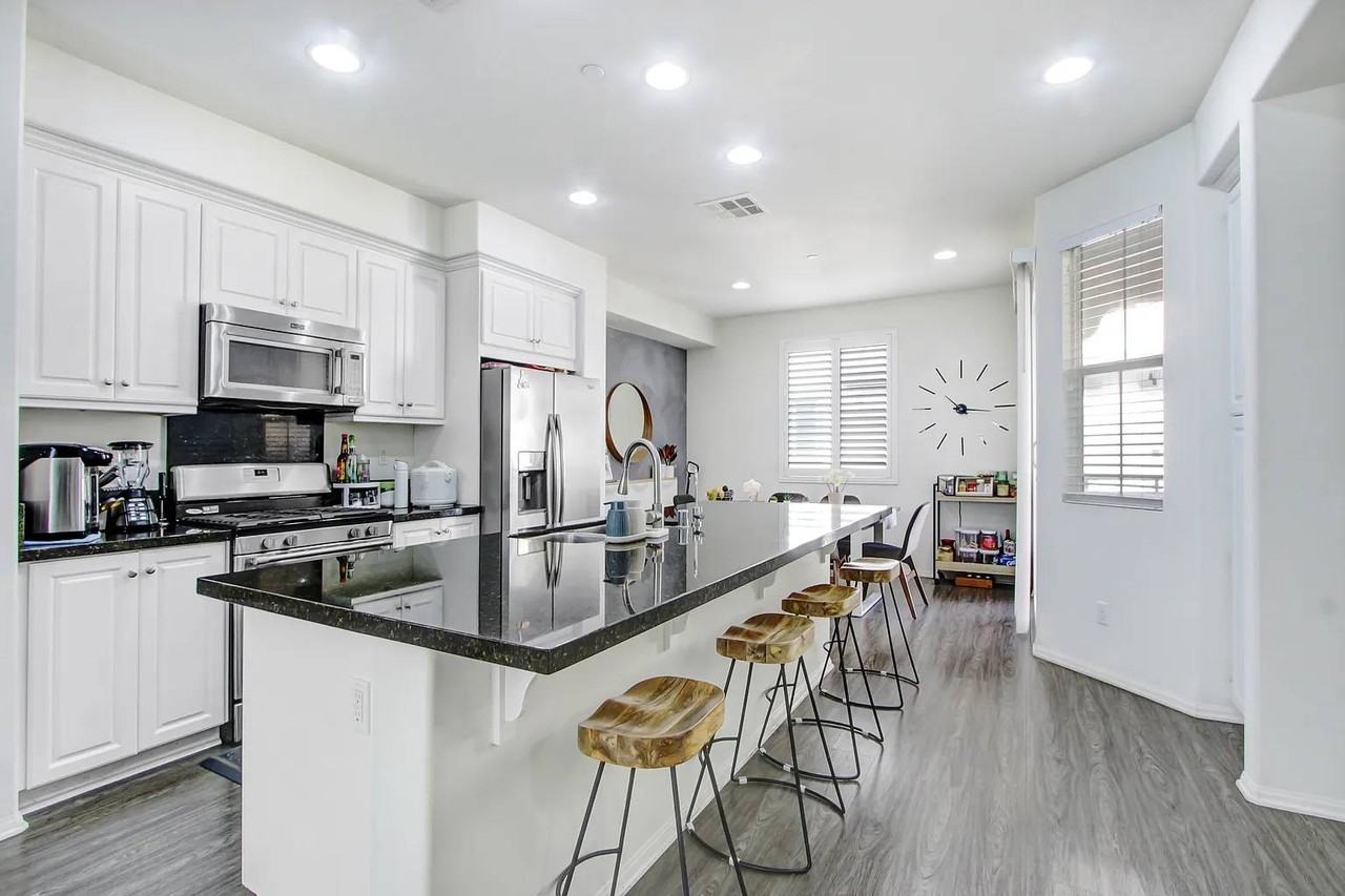 164 Royal Way #0 - Photo 3 of 13