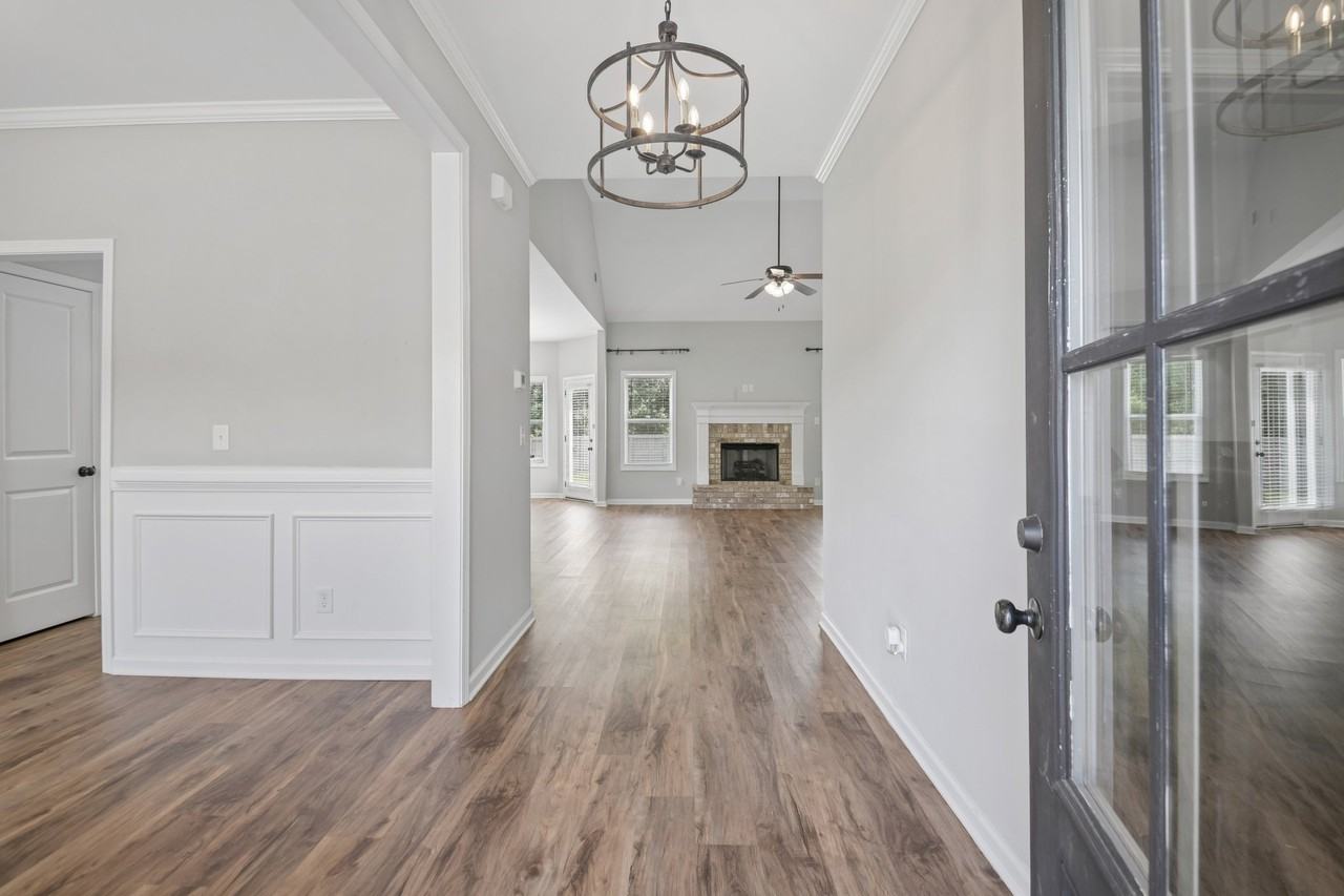 1121 Birchwood Dr #NA - Photo 4 of 41