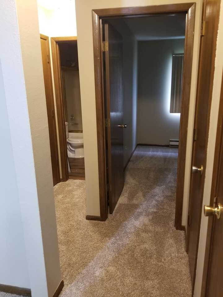 401 W Short St #3 - Photo 5 of 8