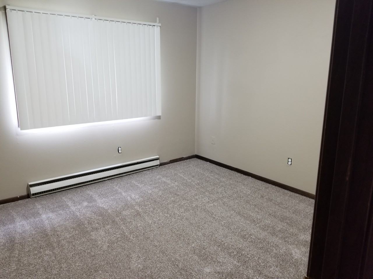 401 W Short St #3 - Photo 6 of 8