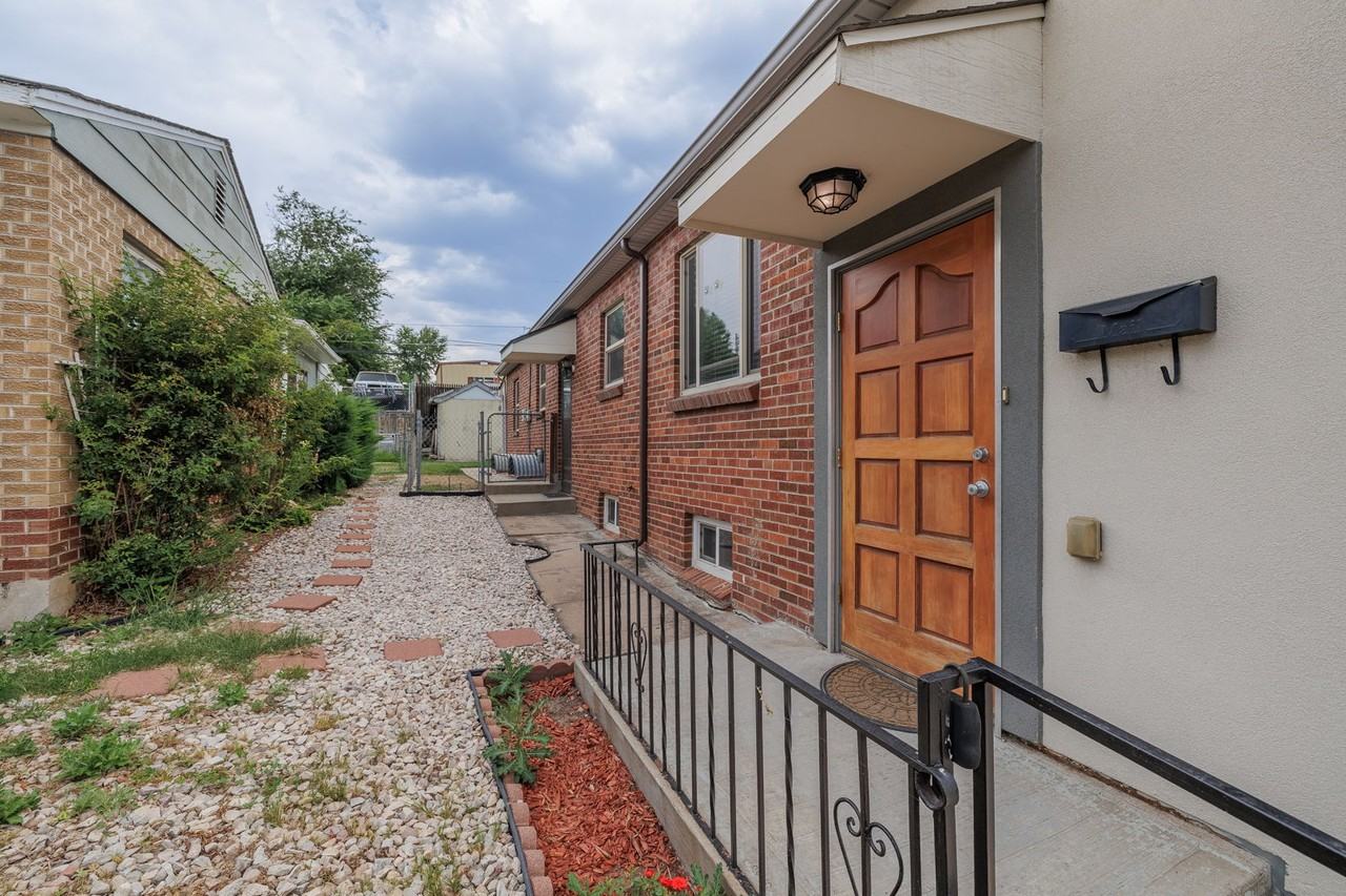 2876 S Sherman St #NA - Photo 3 of 30