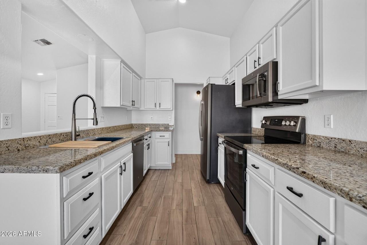 1438 E Cindy St #NA - Photo 5 of 20