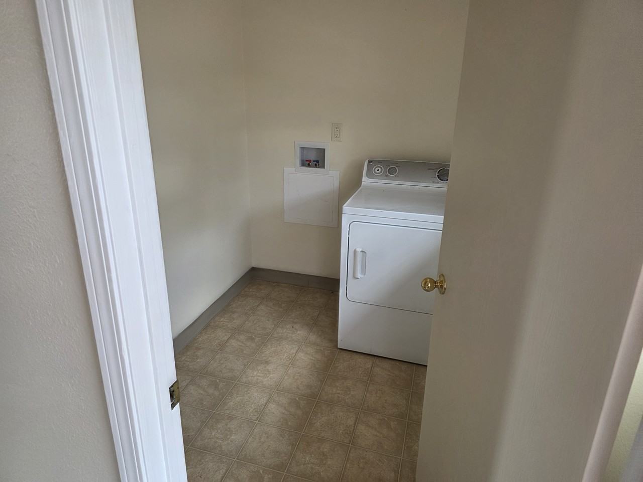 1314 Anita St #1314 - Photo 3 of 7