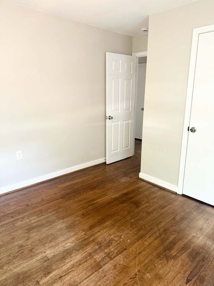 228 72nd St N #NA - Photo 4 of 7