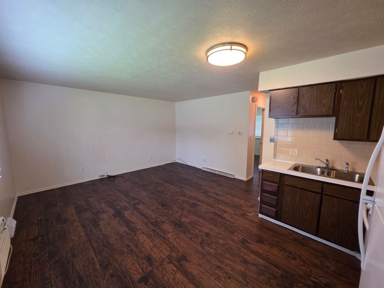 531 Baltimore Ave #531 - Photo 2 of 8