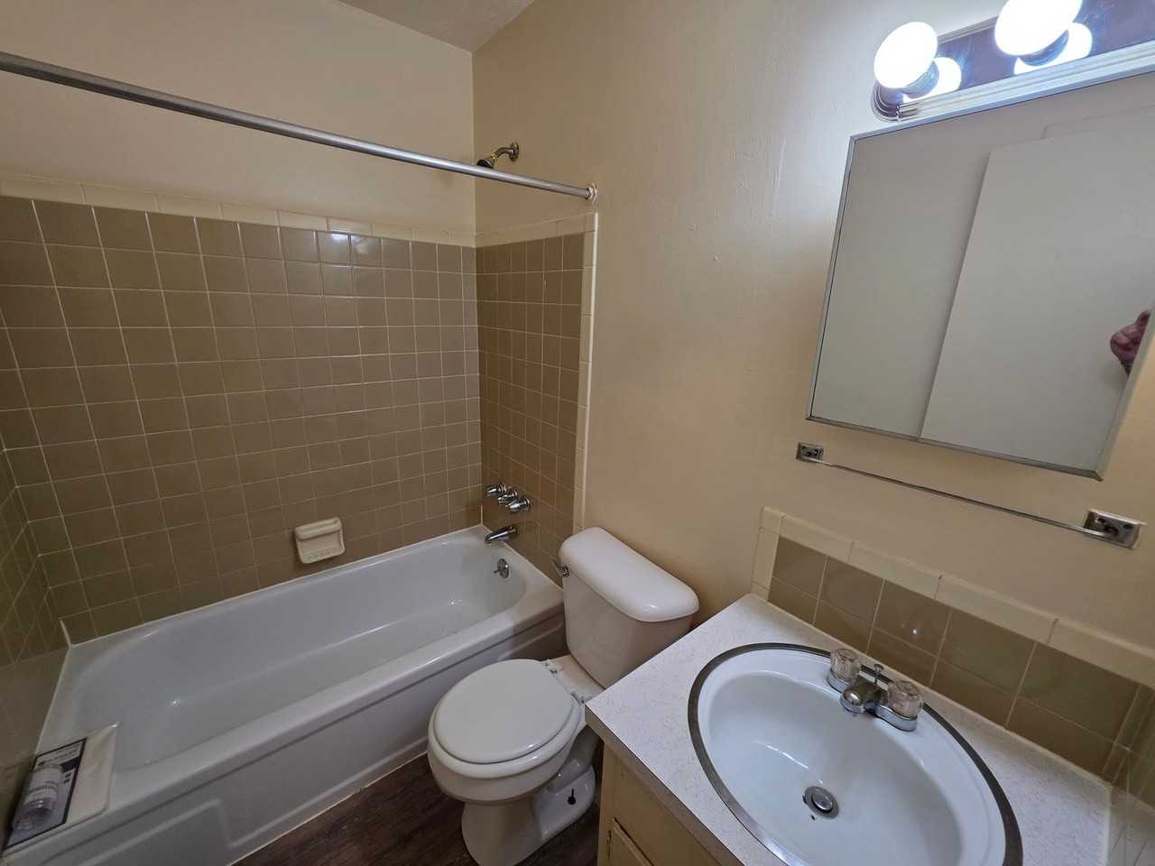 531 Baltimore Ave #531 - Photo 7 of 8