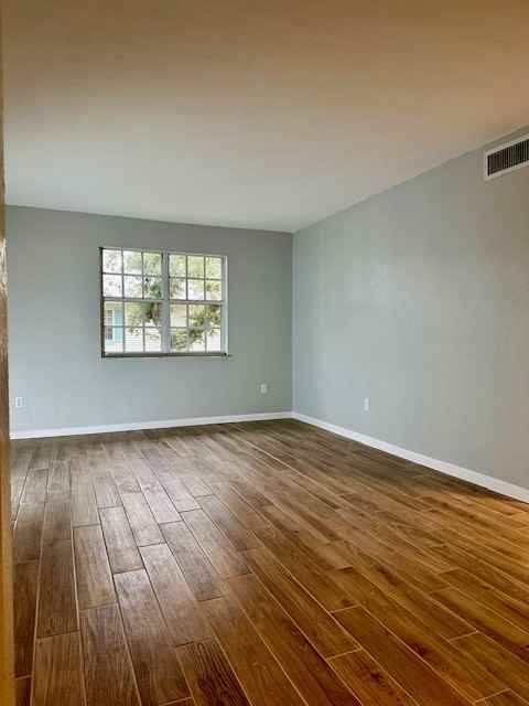 1051 Forrest Nelson Blvd #A204 - Photo 6 of 17