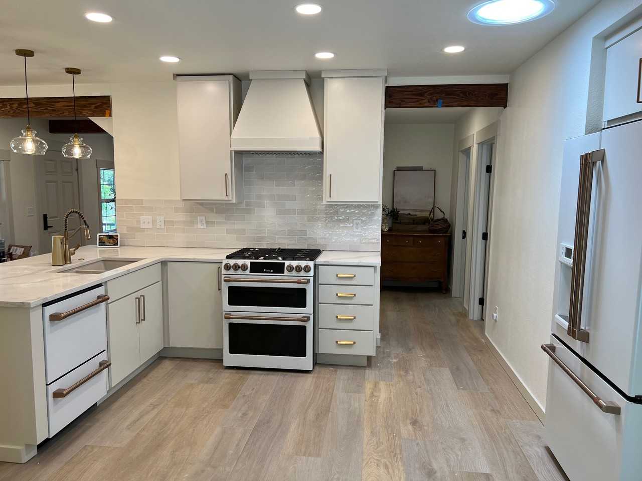 759 D St #NA - Photo 4 of 26